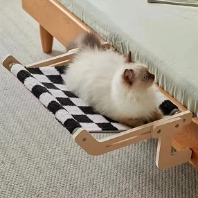 Cama pequeña elevada para gato